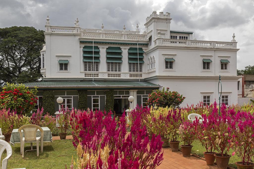 The Green Hotel Mysore Eksteriør billede